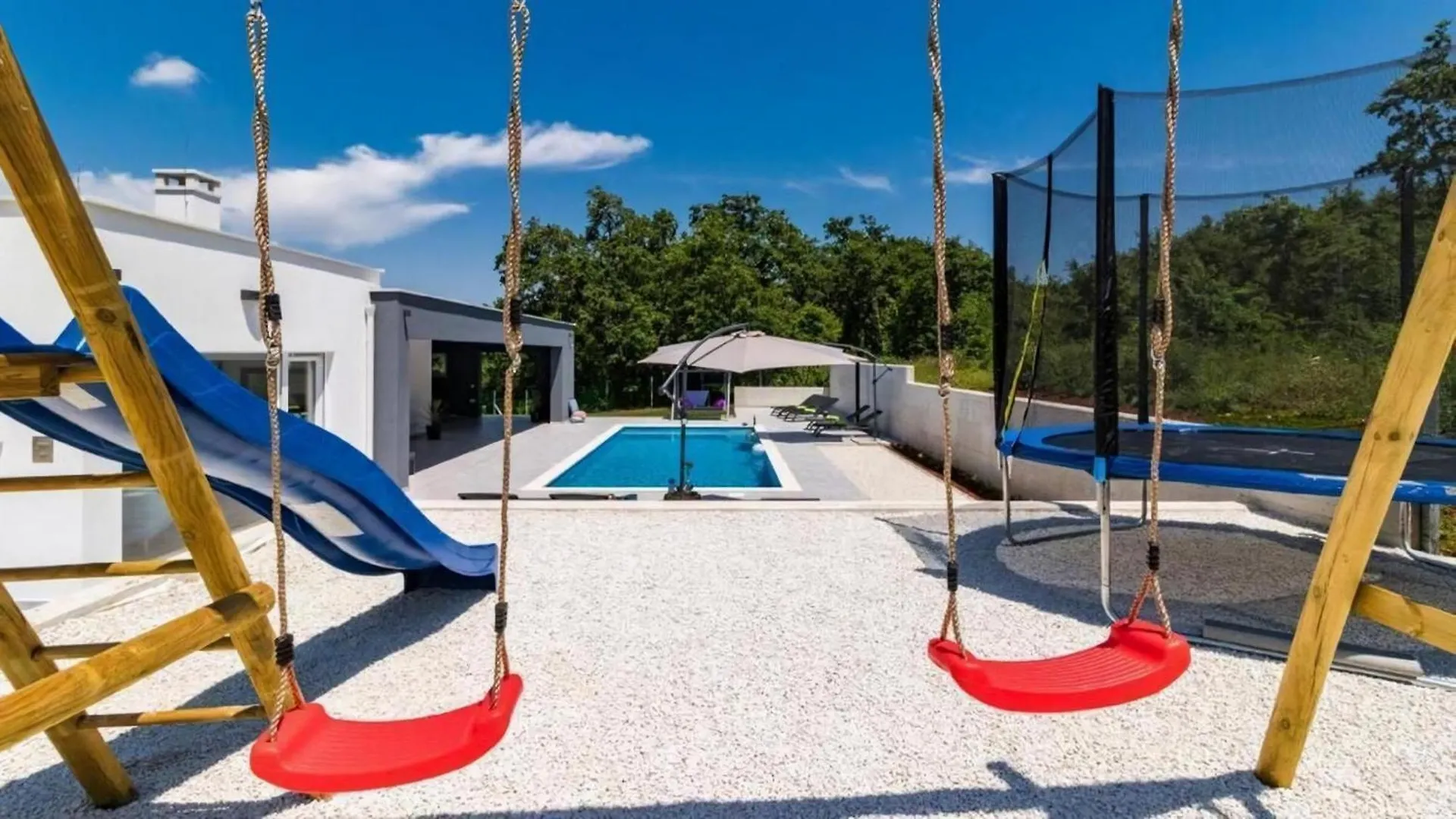 Dom wakacyjny Villa Sanivaro Mit Beheiztem Pool Und Whirlpool Boskari