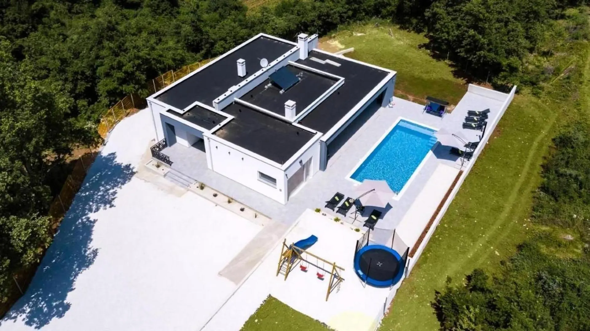 Villa Sanivaro Mit Beheiztem Pool Und Whirlpool Boskari Dom wakacyjny